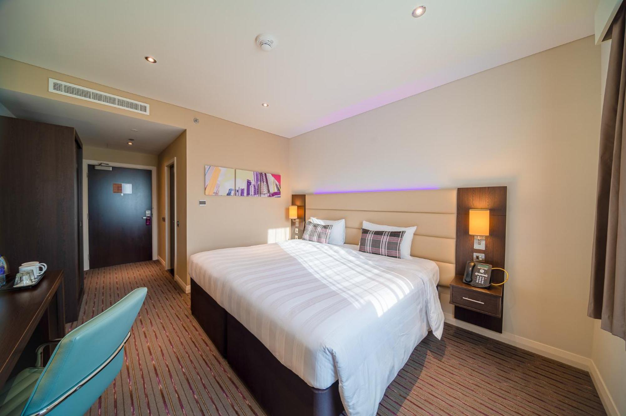 Premier Education Hotel 3*
