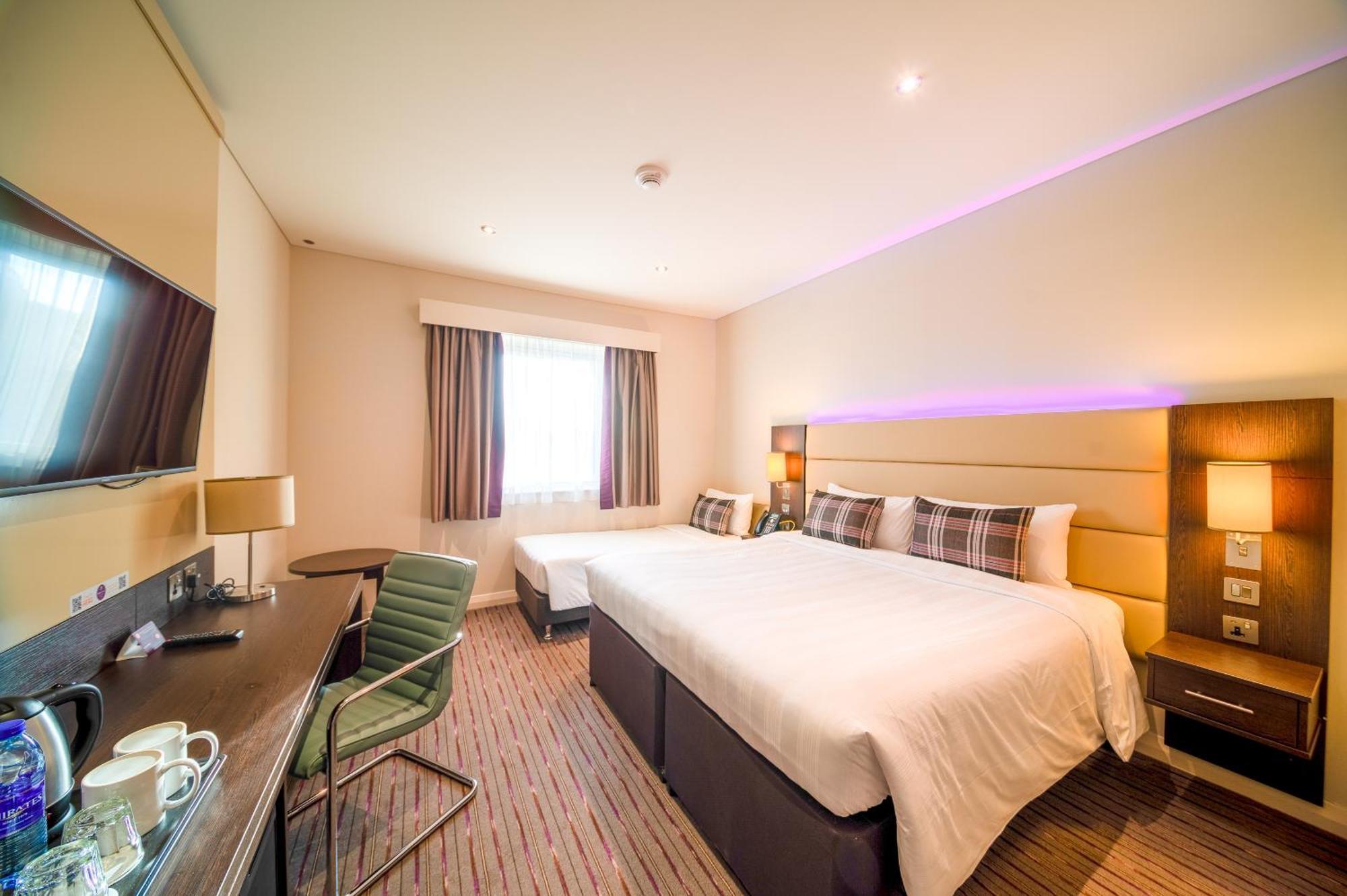 Hotel Premier Education 3*